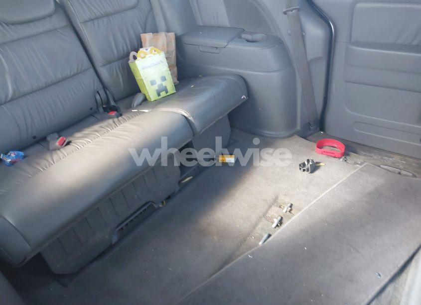 Photo 8 of 2010 Honda Odyssey EX-L (VIN 5FNRL3H72AB018679)