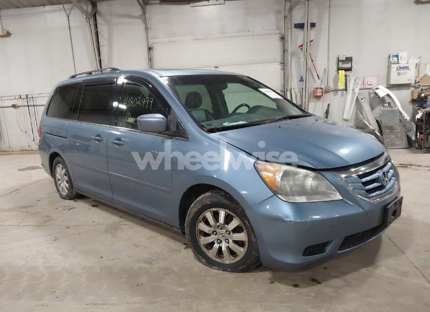 2010 Honda Odyssey EX-L (VIN 5FNRL3H72AB033571) main photo