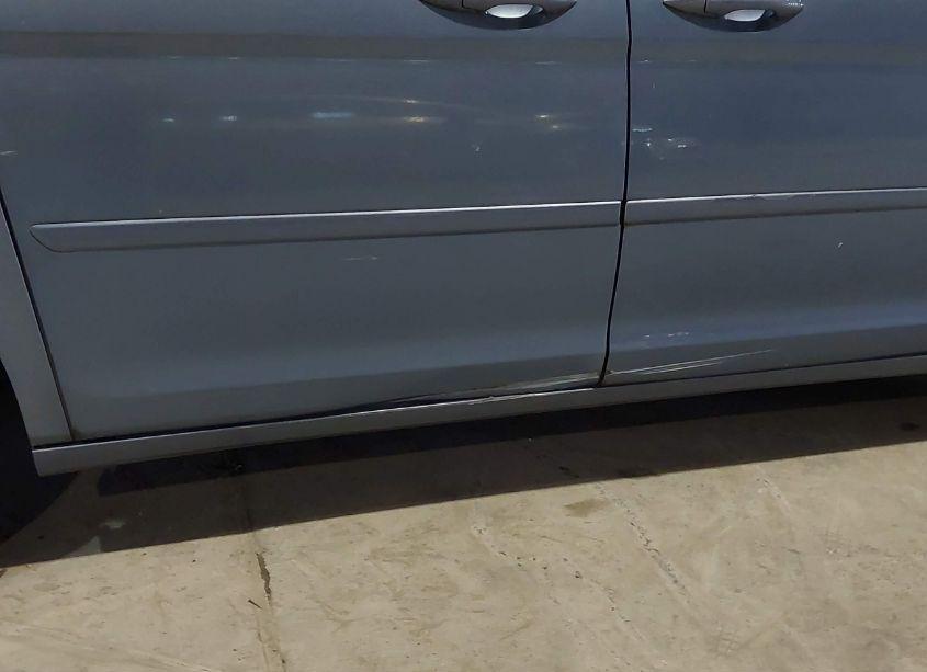 Photo 14 of 2010 Honda Odyssey EX-L (VIN 5FNRL3H72AB035644)