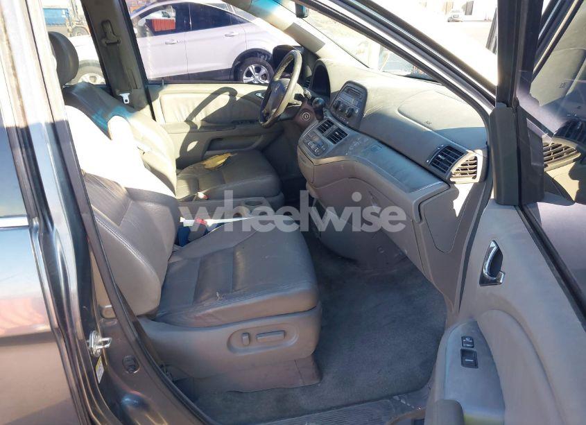 Photo 5 of 2010 Honda Odyssey EX-L (VIN 5FNRL3H72AB050645)