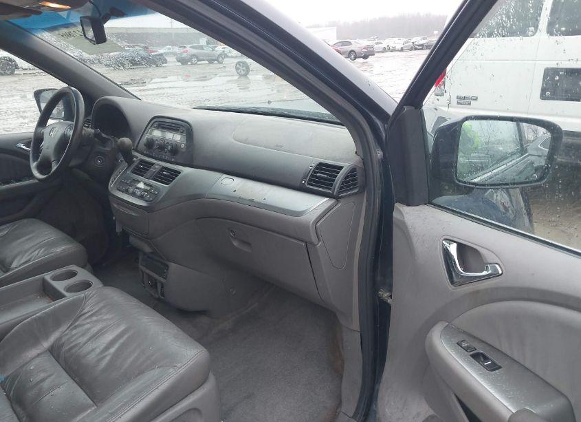 Photo 5 of 2010 Honda Odyssey EX-L (VIN 5FNRL3H73AB063887)