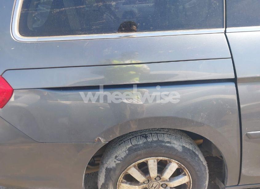 Photo 10 of 2010 Honda Odyssey EX-L (VIN 5FNRL3H73AB064926)