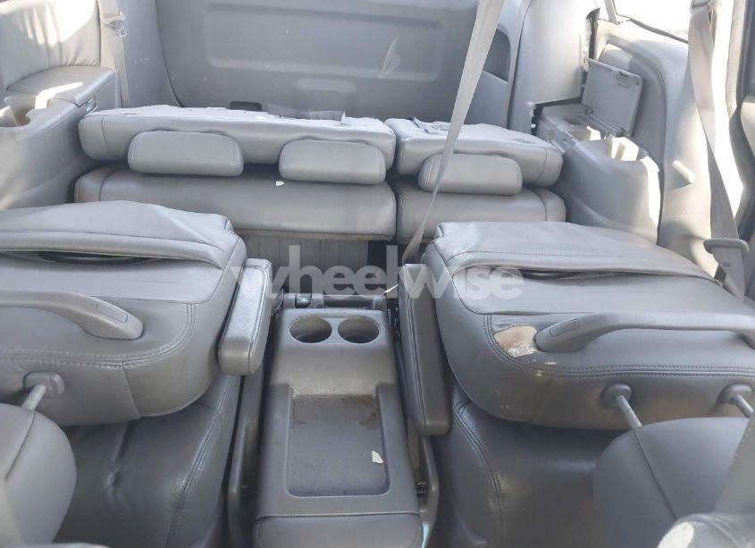 Photo 8 of 2010 Honda Odyssey EX-L (VIN 5FNRL3H73AB064926)
