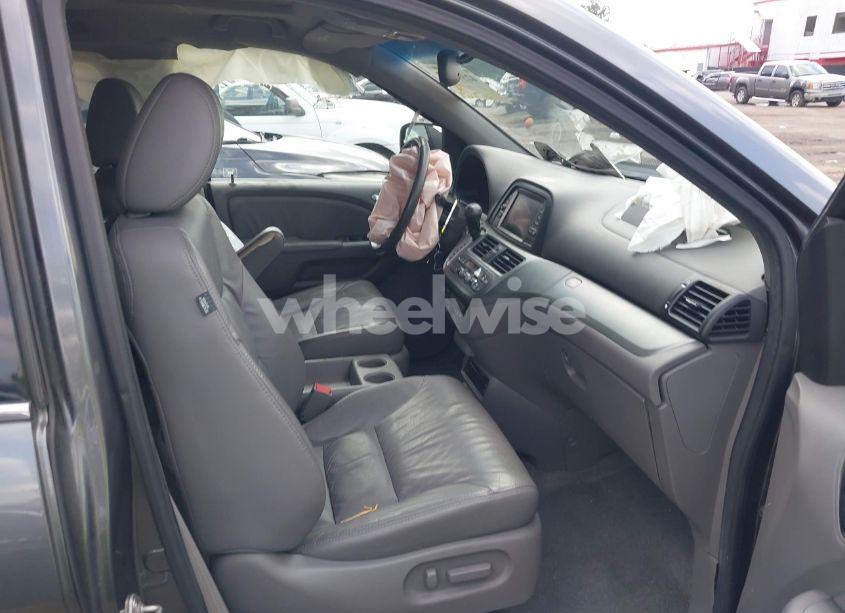 Photo 5 of 2010 Honda Odyssey EX-L (VIN 5FNRL3H73AB082021)