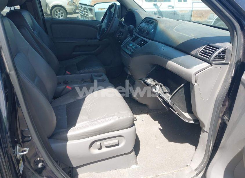 Photo 5 of 2010 Honda Odyssey EX-L (VIN 5FNRL3H73AB107662)