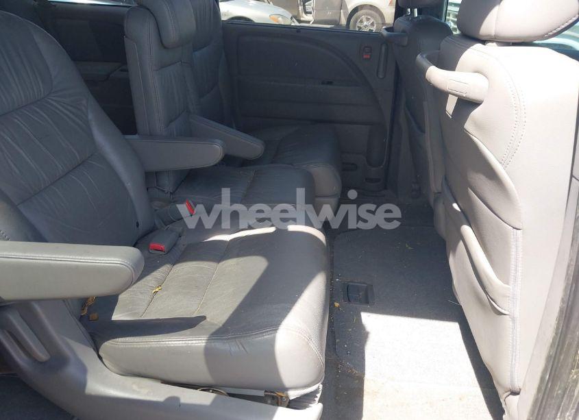 Photo 8 of 2010 Honda Odyssey EX-L (VIN 5FNRL3H73AB107662)