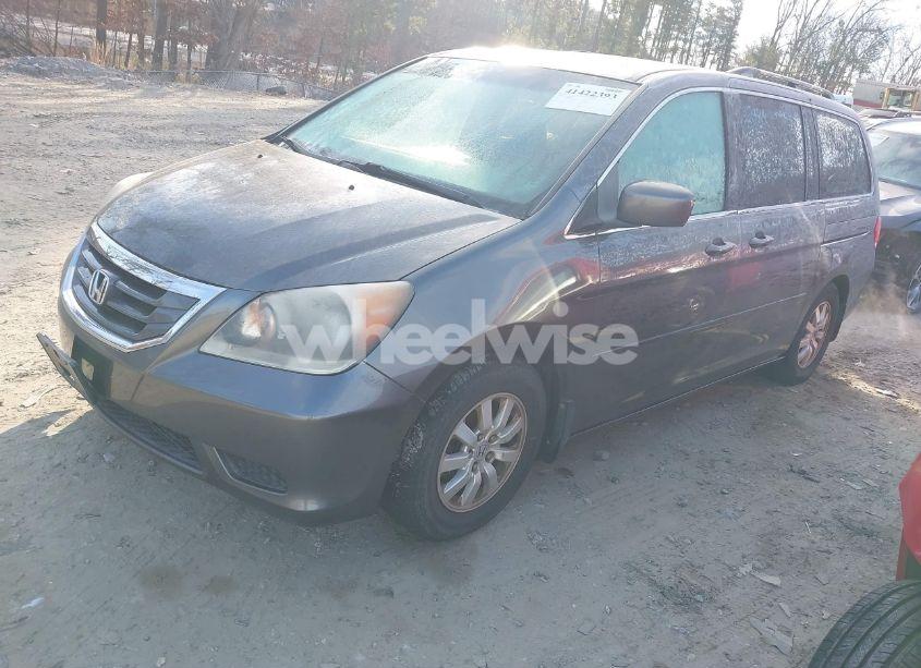 Photo 2 of 2010 Honda Odyssey EX-L (VIN 5FNRL3H73AB112697)