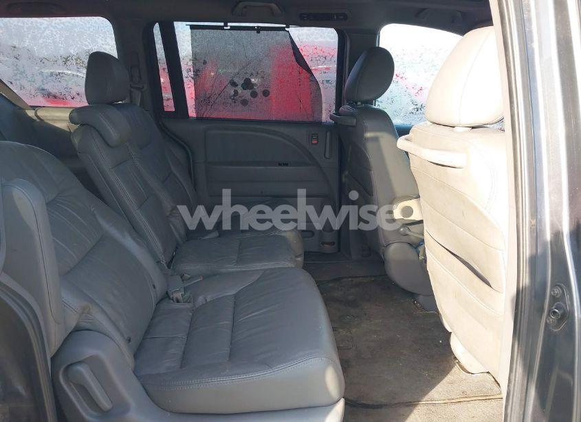 Photo 8 of 2010 Honda Odyssey EX-L (VIN 5FNRL3H73AB112697)