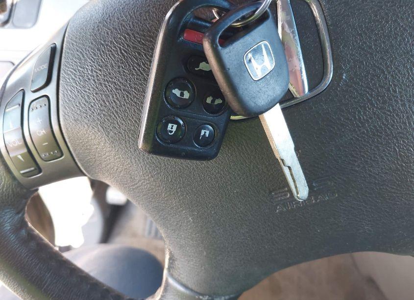 Photo 11 of 2010 Honda Odyssey EX-L (VIN 5FNRL3H74AB005478)