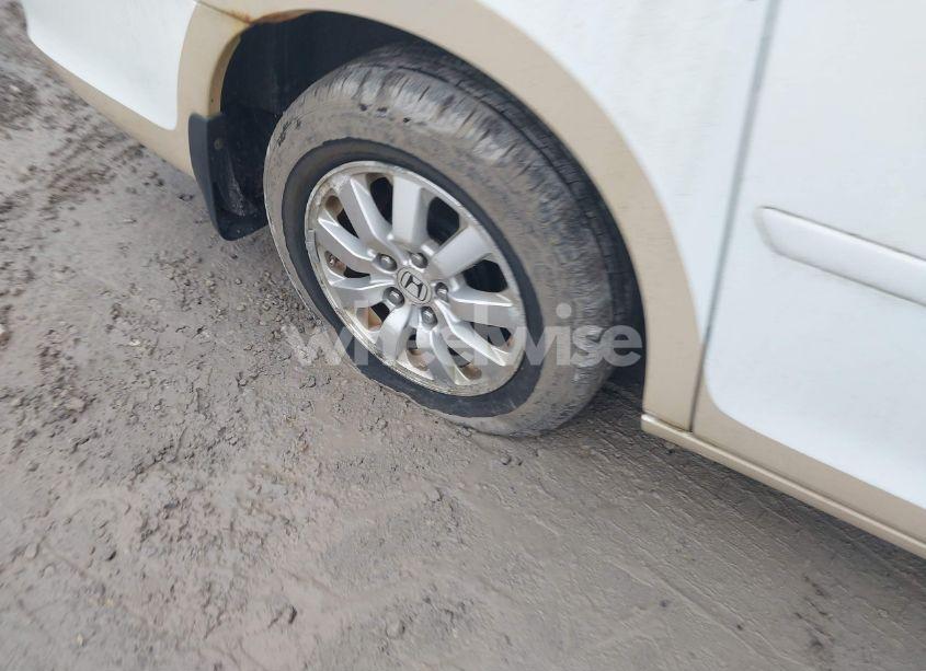 Photo 14 of 2010 Honda Odyssey EX-L (VIN 5FNRL3H76AB004123)