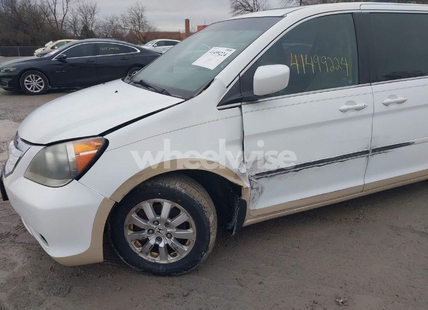 Photo 6 of 2010 Honda Odyssey EX-L (VIN 5FNRL3H76AB004123)