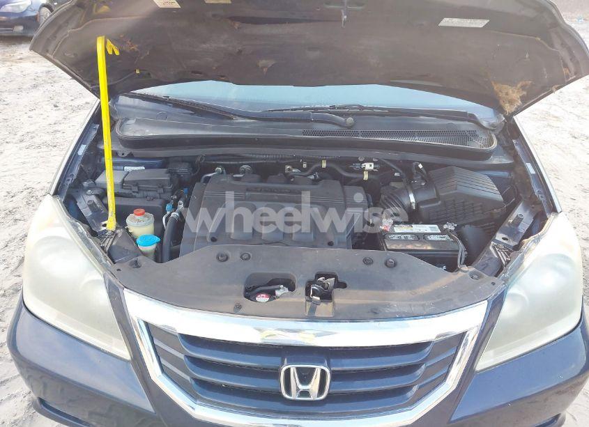 Photo 10 of 2010 Honda Odyssey EX-L (VIN 5FNRL3H76AB004994)