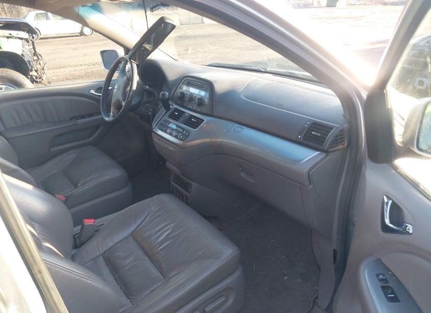 Photo 5 of 2010 Honda Odyssey EX-L (VIN 5FNRL3H76AB023982)