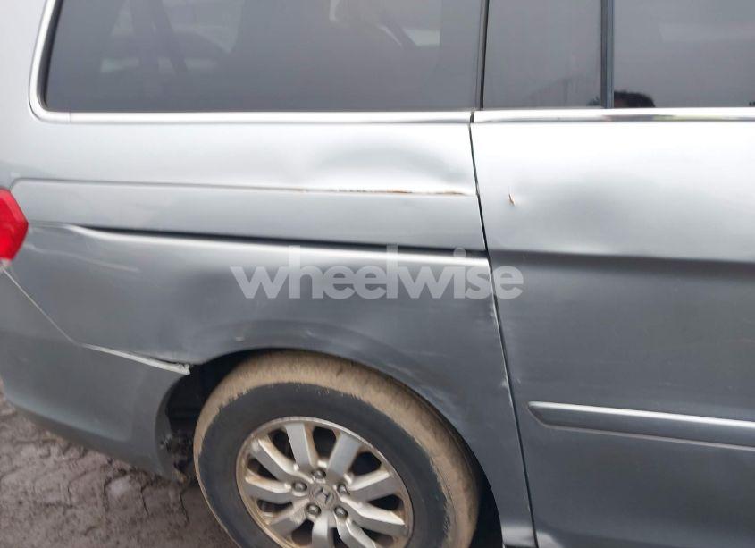 Photo 14 of 2010 Honda Odyssey EX-L (VIN 5FNRL3H76AB089500)