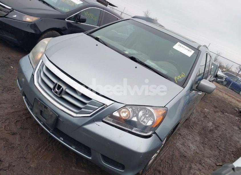 Photo 2 of 2010 Honda Odyssey EX-L (VIN 5FNRL3H76AB089500)