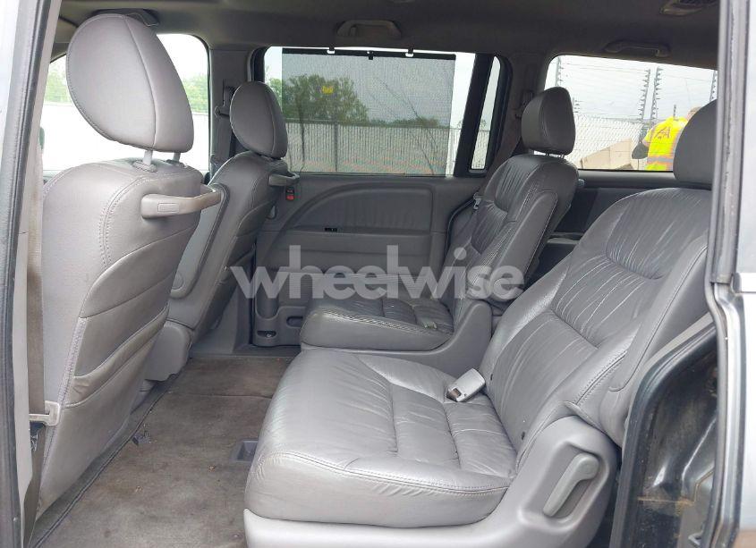 Photo 8 of 2010 Honda Odyssey EX-L (VIN 5FNRL3H76AB095149)