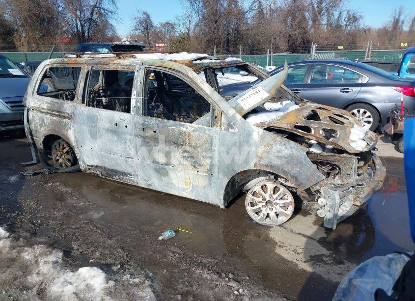 2010 Honda Odyssey EX-L (VIN 5FNRL3H76AB099363) main photo