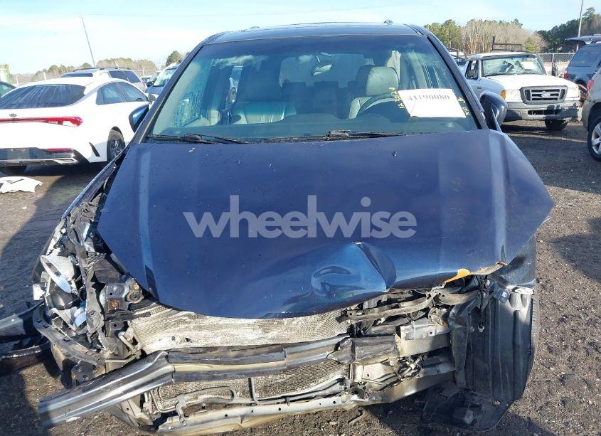 Photo 13 of 2010 Honda Odyssey EX-L (VIN 5FNRL3H76AB102973)