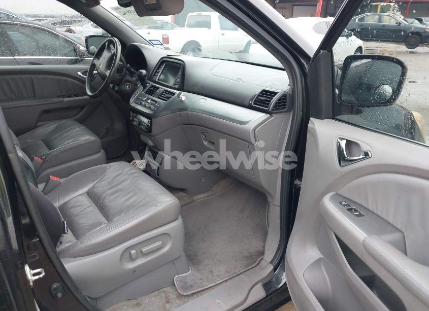 Photo 5 of 2010 Honda Odyssey EX-L (VIN 5FNRL3H77AB016202)