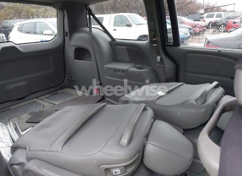 Photo 8 of 2010 Honda Odyssey EX-L (VIN 5FNRL3H77AB016202)