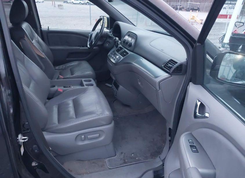 Photo 5 of 2010 Honda Odyssey EX-L (VIN 5FNRL3H77AB026244)