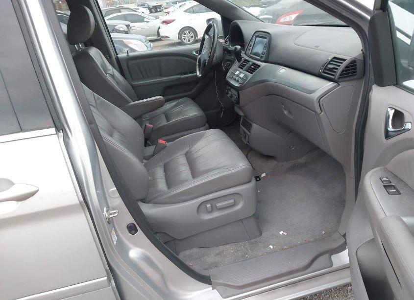 Photo 5 of 2010 Honda Odyssey EX-L (VIN 5FNRL3H77AB051645)