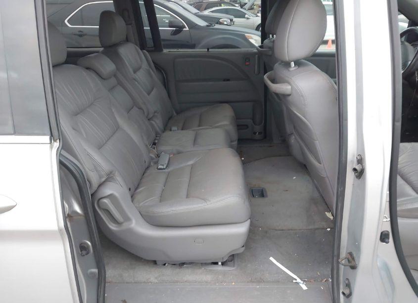 Photo 8 of 2010 Honda Odyssey EX-L (VIN 5FNRL3H77AB051645)