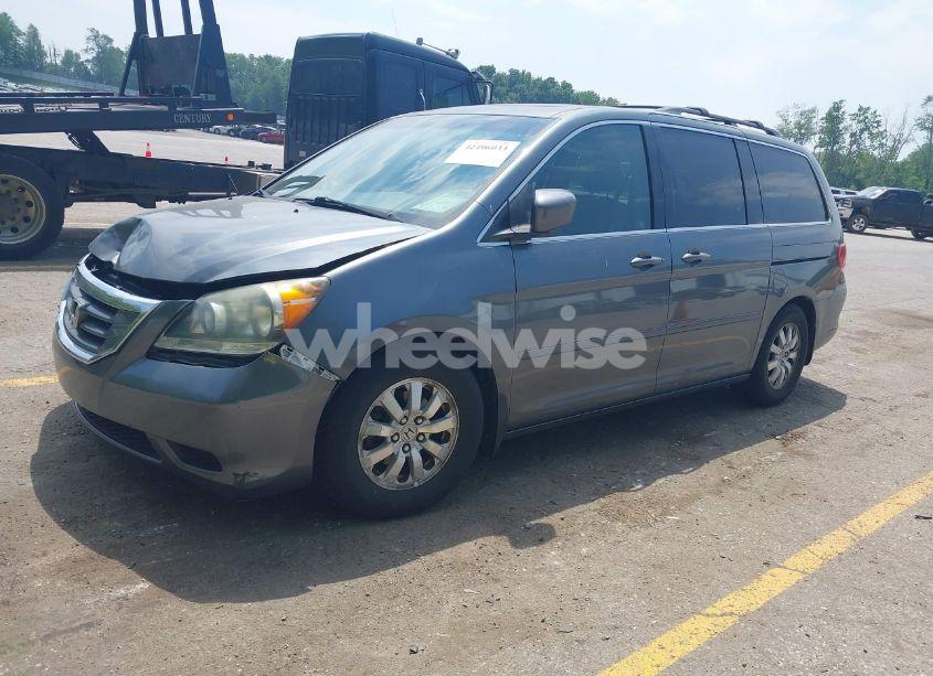 Photo 2 of 2010 Honda Odyssey EX-L (VIN 5FNRL3H77AB053699)