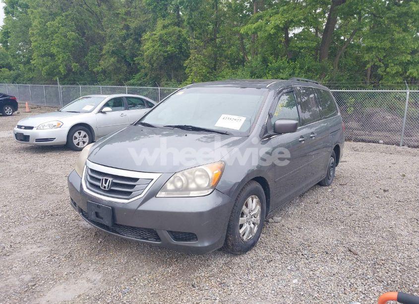 Photo 2 of 2010 Honda Odyssey EX-L (VIN 5FNRL3H78AB023627)