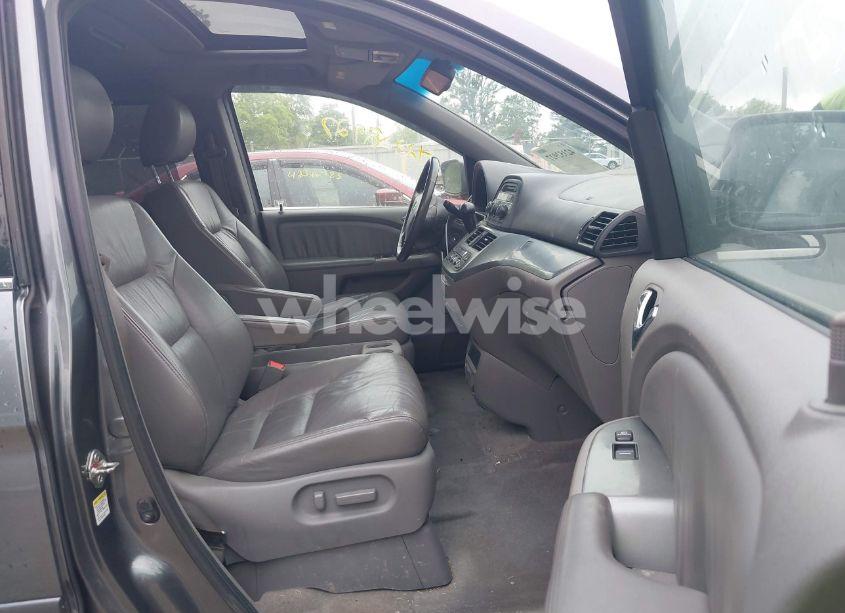 Photo 5 of 2010 Honda Odyssey EX-L (VIN 5FNRL3H78AB023627)