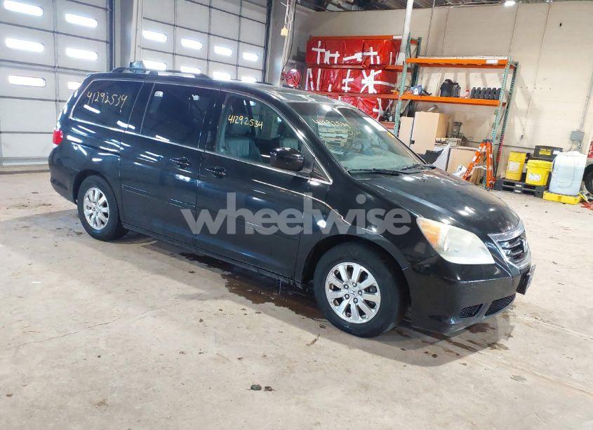 2010 Honda Odyssey EX-L (VIN 5FNRL3H79AB067989) main photo