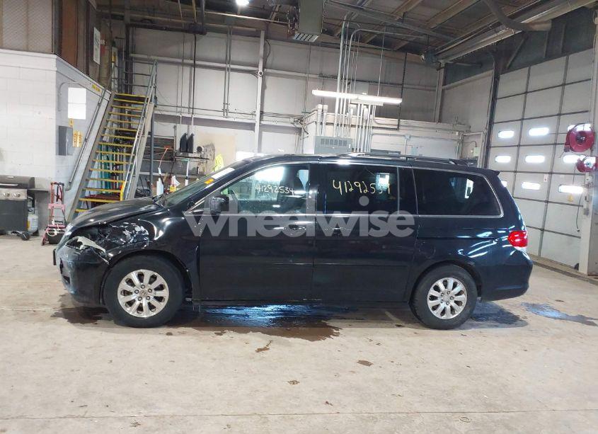 Photo 14 of 2010 Honda Odyssey EX-L (VIN 5FNRL3H79AB067989)