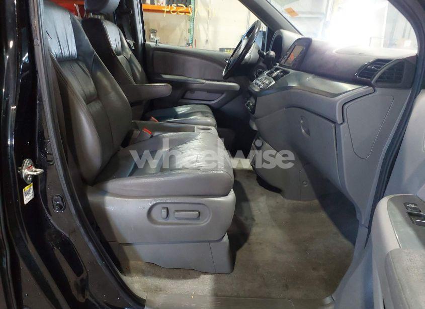 Photo 5 of 2010 Honda Odyssey EX-L (VIN 5FNRL3H79AB067989)