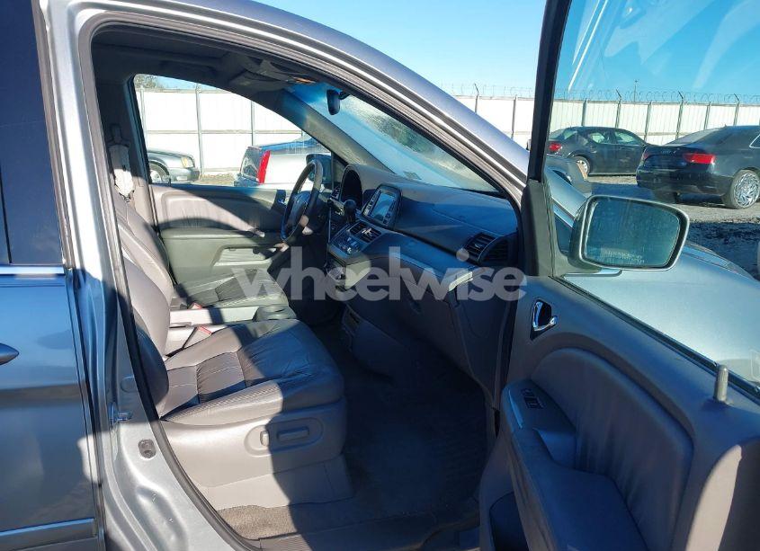 Photo 5 of 2010 Honda Odyssey EX-L (VIN 5FNRL3H79AB089510)