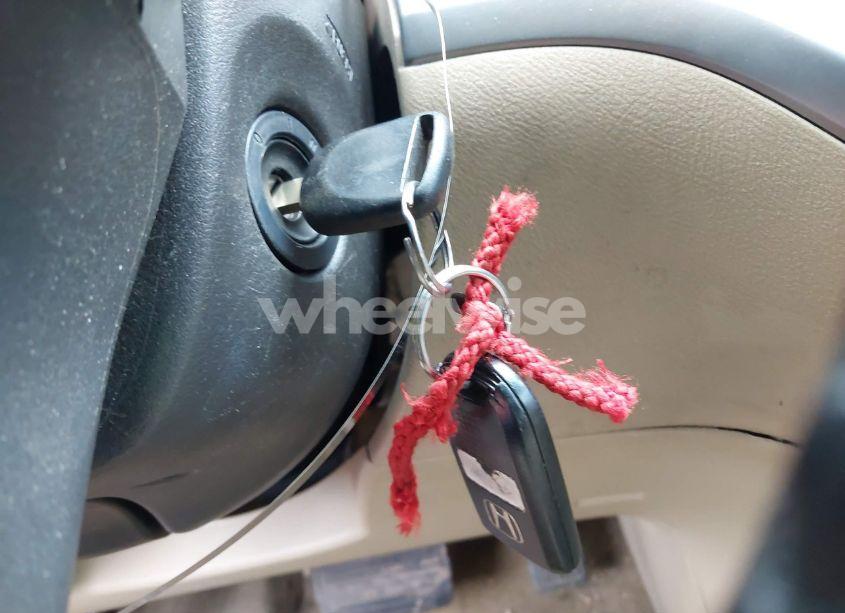 Photo 11 of 2010 Honda Odyssey EX-L (VIN 5FNRL3H7XAB010653)