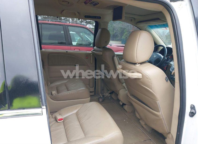 Photo 8 of 2010 Honda Odyssey EX-L (VIN 5FNRL3H7XAB010653)