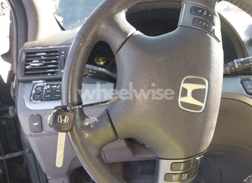 Photo 11 of 2010 Honda Odyssey EX-L (VIN 5FNRL3H7XAB012502)