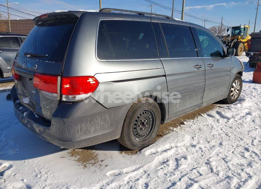 Photo 4 of 2010 Honda Odyssey EX-L (VIN 5FNRL3H7XAB012502)