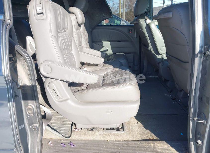 Photo 8 of 2010 Honda Odyssey EX-L (VIN 5FNRL3H7XAB012502)