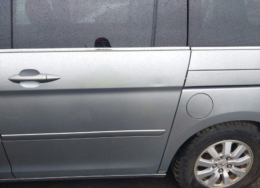 Photo 18 of 2010 Honda Odyssey EX-L (VIN 5FNRL3H7XAB035049)