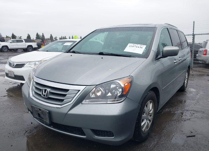 Photo 2 of 2010 Honda Odyssey EX-L (VIN 5FNRL3H7XAB035049)