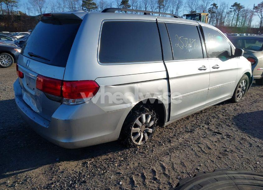 Photo 4 of 2010 Honda Odyssey EX-L (VIN 5FNRL3H7XAB040820)