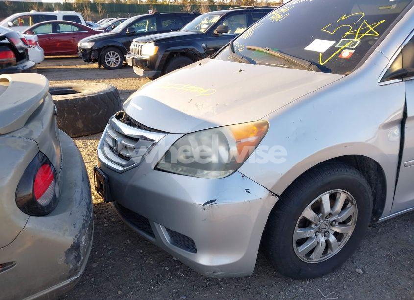 Photo 6 of 2010 Honda Odyssey EX-L (VIN 5FNRL3H7XAB040820)