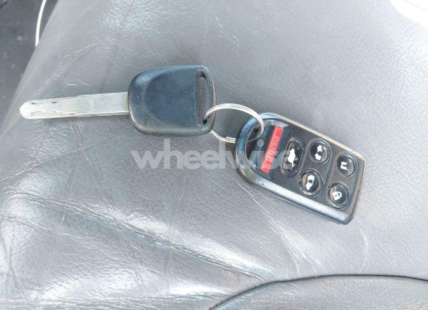 Photo 11 of 2010 Honda Odyssey EX-L (VIN 5FNRL3H7XAB061280)