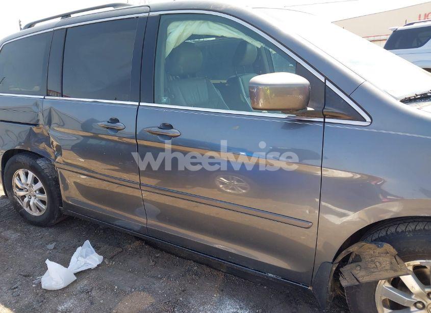 Photo 14 of 2010 Honda Odyssey EX-L (VIN 5FNRL3H7XAB061280)