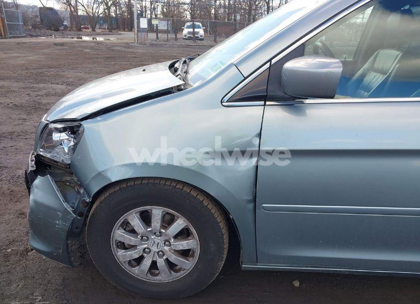 Photo 6 of 2010 Honda Odyssey EX-L (VIN 5FNRL3H7XAB078368)