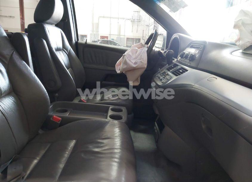 Photo 5 of 2010 Honda Odyssey EX-L (VIN 5FNRL3H7XAB106704)