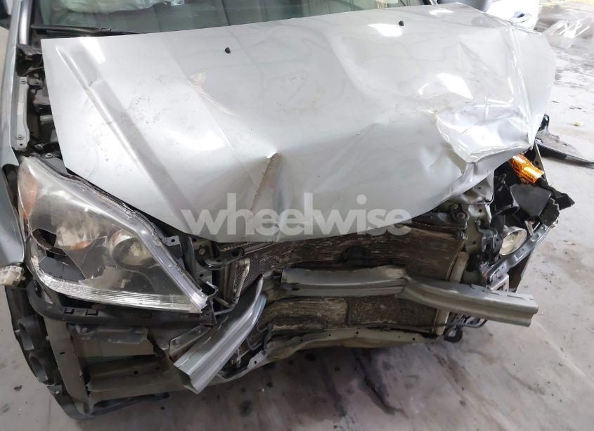 Photo 6 of 2010 Honda Odyssey EX-L (VIN 5FNRL3H7XAB106704)