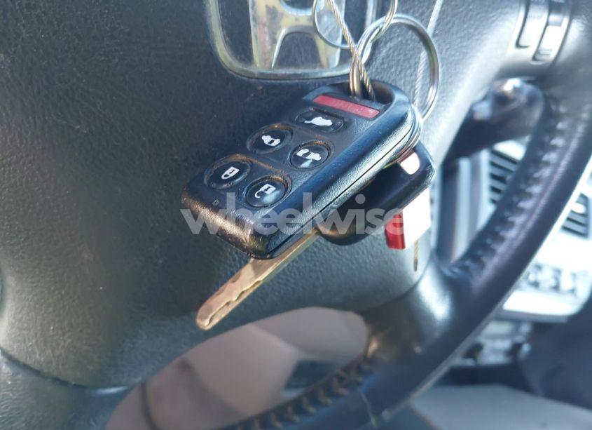 Photo 11 of 2010 Honda Odyssey EX-L (VIN 5FNRL3H7XAB113636)