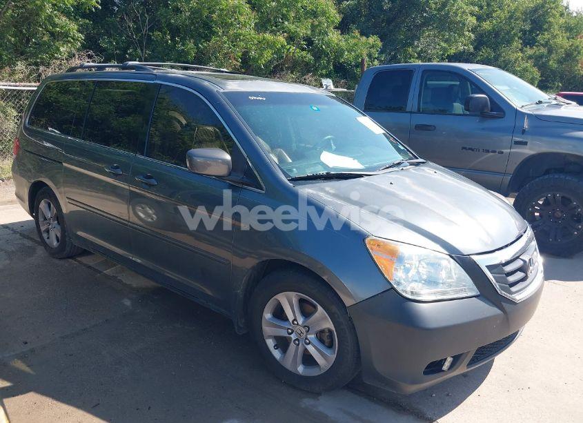 2010 Honda Odyssey TOURING (VIN 5FNRL3H90AB057238) main photo